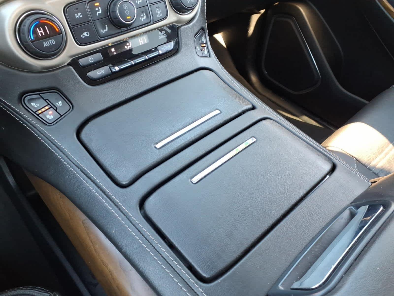 Used 2020 Dark Sky Metallic GMC Denali image 17