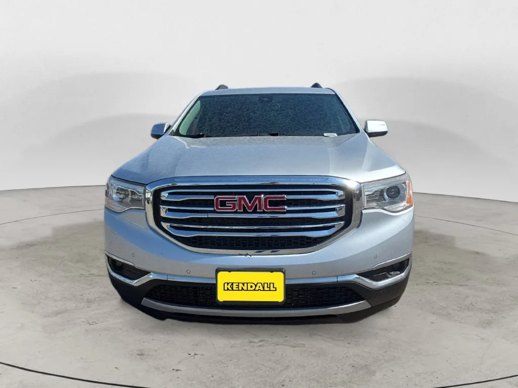 Used 2017 QUICKSILVER METALLIC GMC SLT image 2