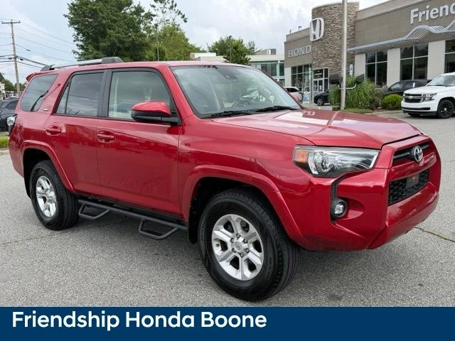 Used 2021 Red Toyota SR5 image 3