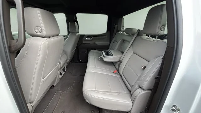 Used 2026 White GMC SLT image 19