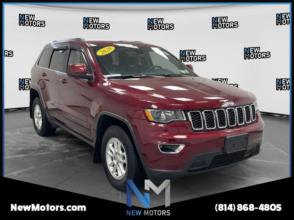 Used 2020 Velvet Jeep Laredo E image 5