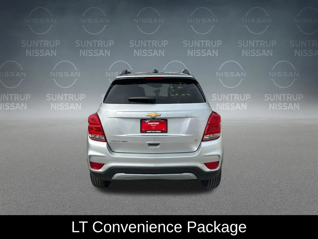 Used 2017 Silver Chevrolet LT image 4