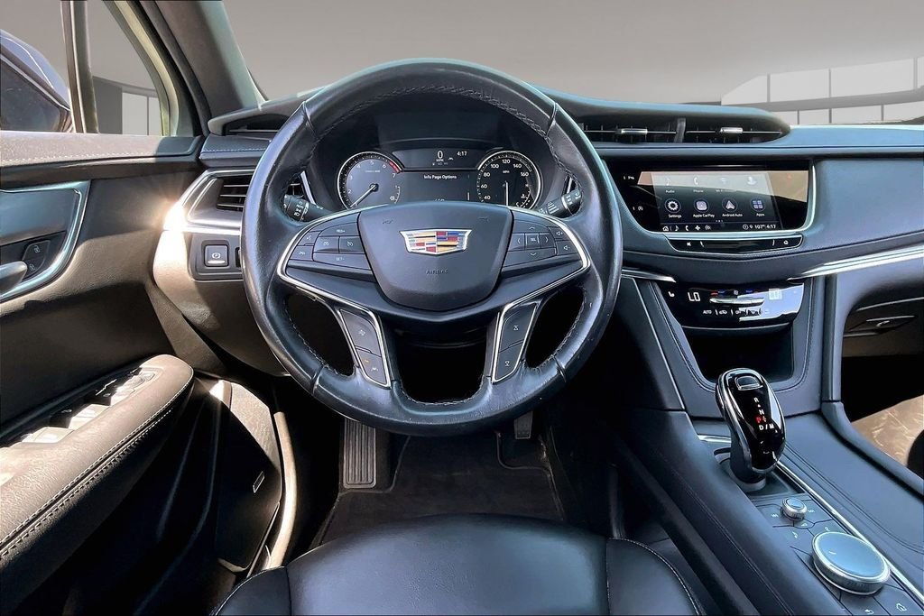 Used 2023 Black Cadillac Luxury image 5