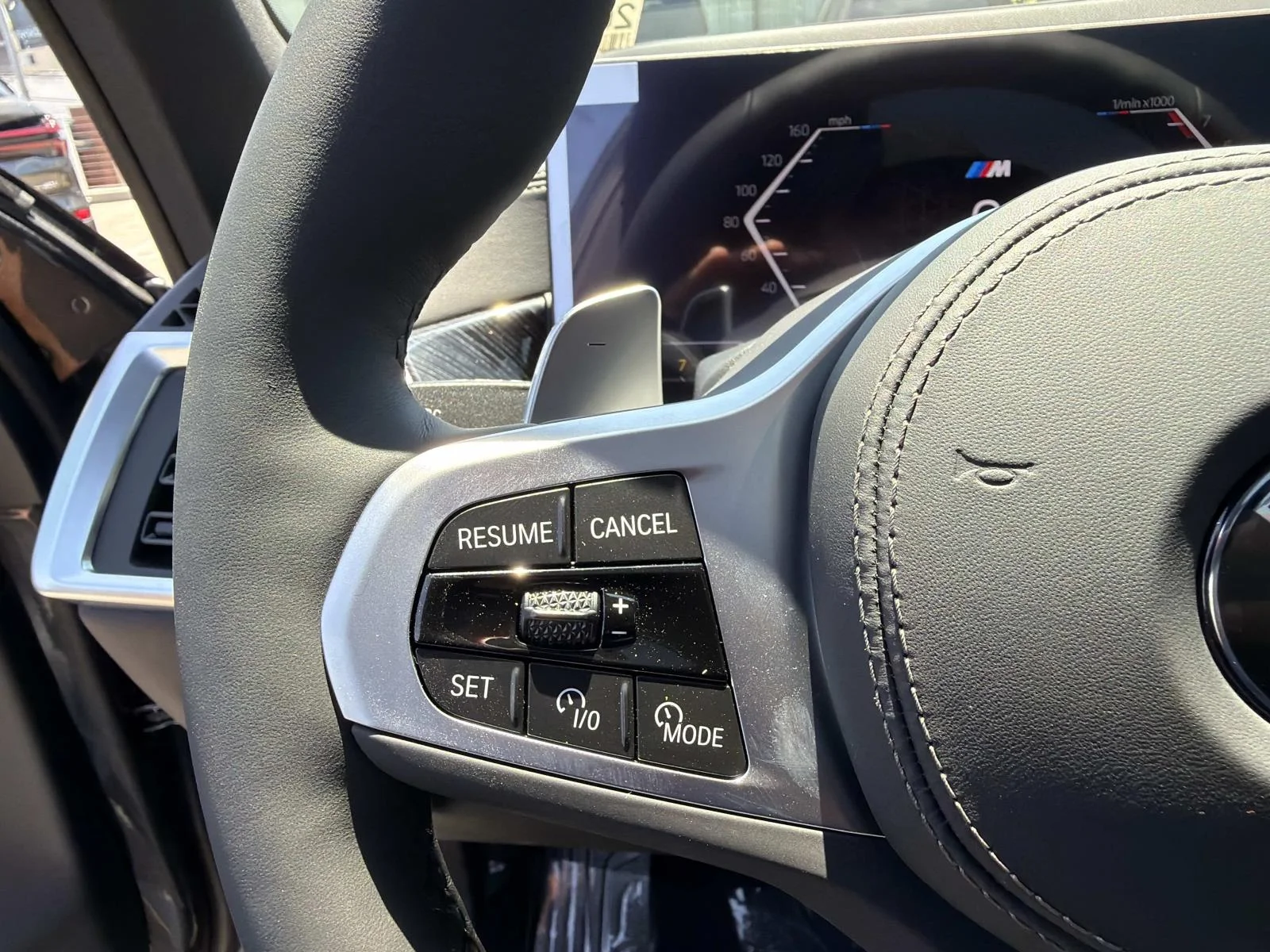 New 2026 Gunmetal II Metallic BMW sDrive40i image 17