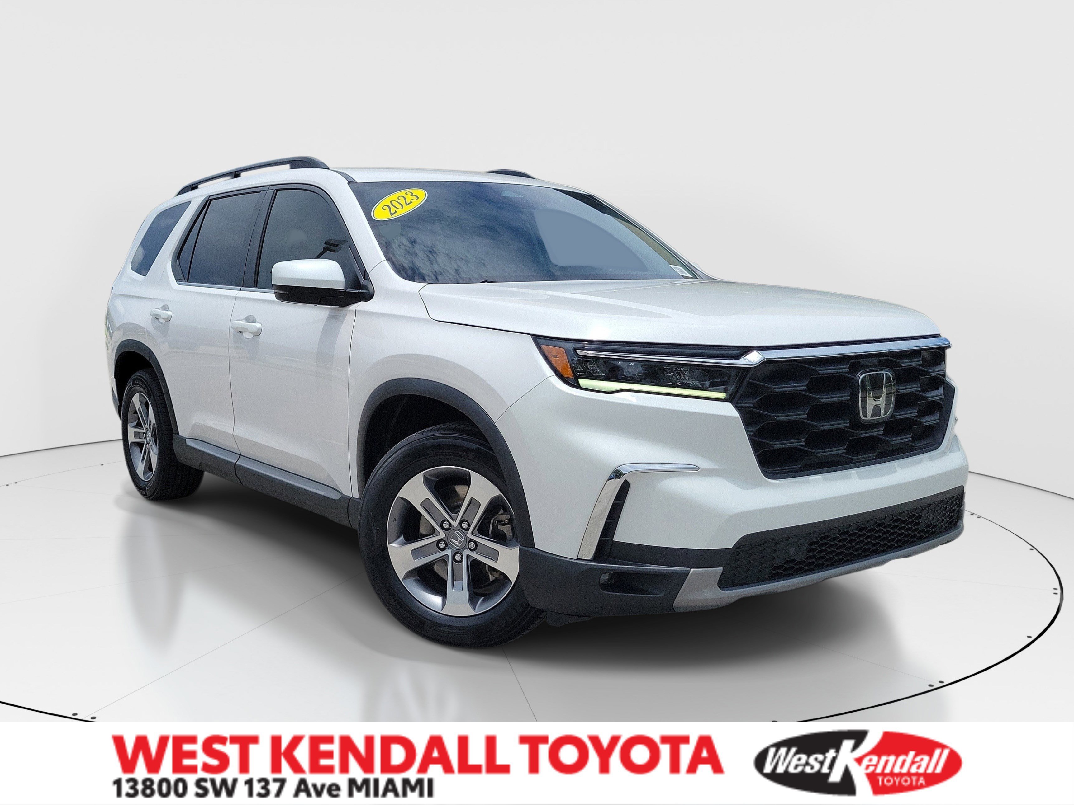 2023 Honda Pilot EX-L 8-Occupant 2WD's photo