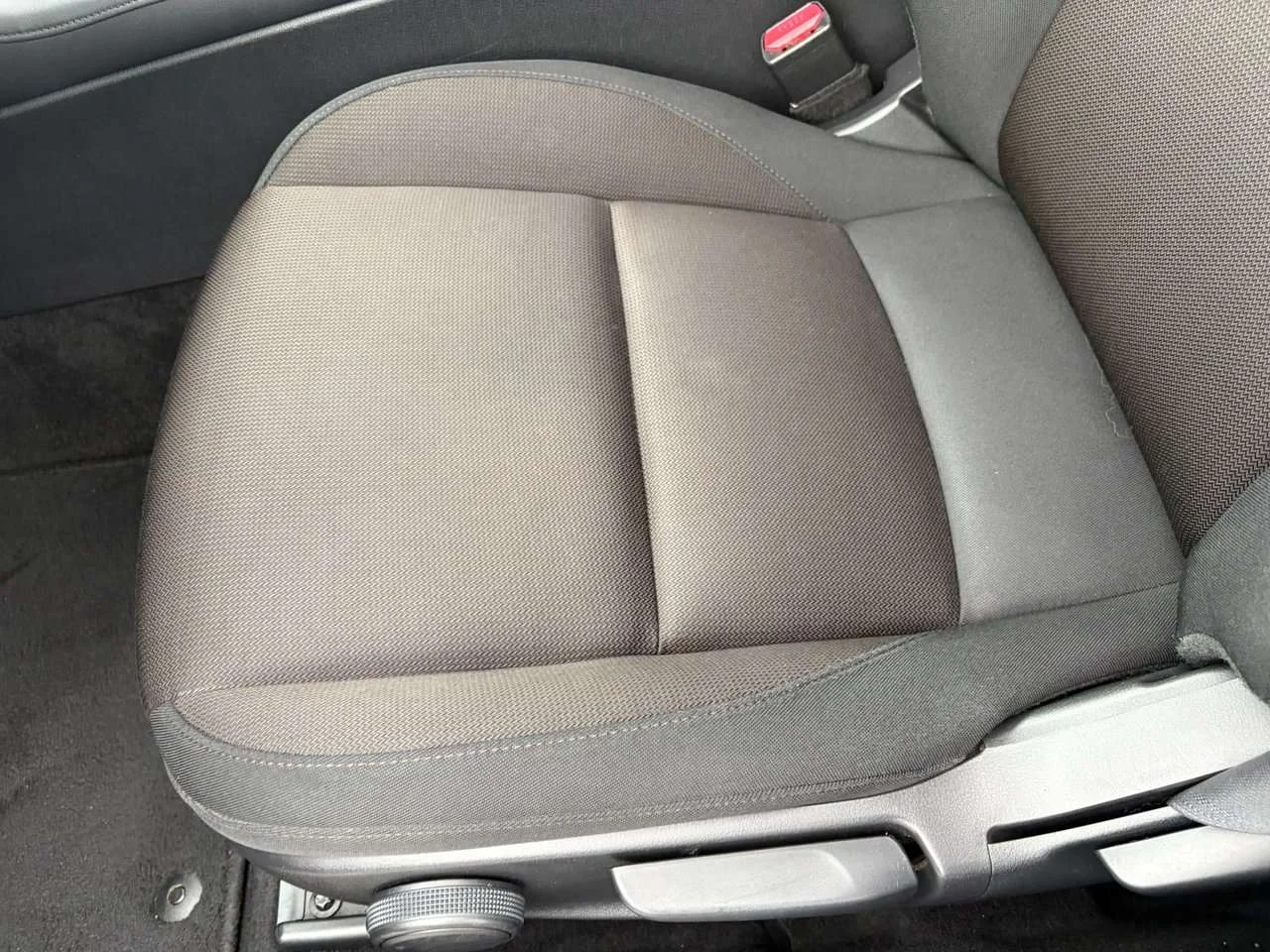 Used 2021 Deep Crystal Blue Mica Mazda GS at Hatchback! Fun to drive. Reliable! Finance available. Check it out image 21