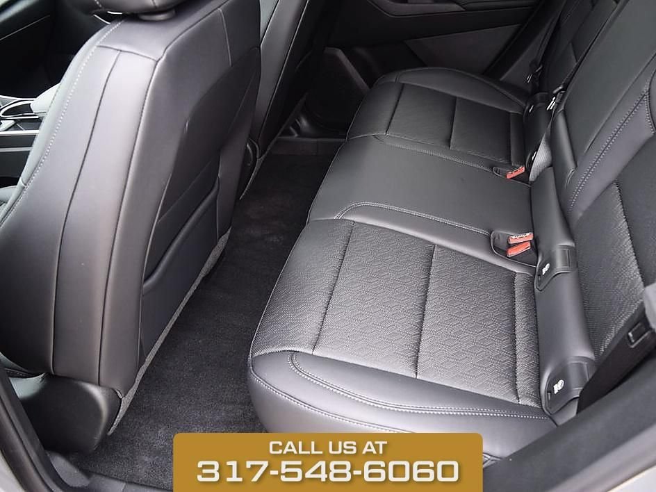 2027 Chevrolet Equinox LT - Photo 13
