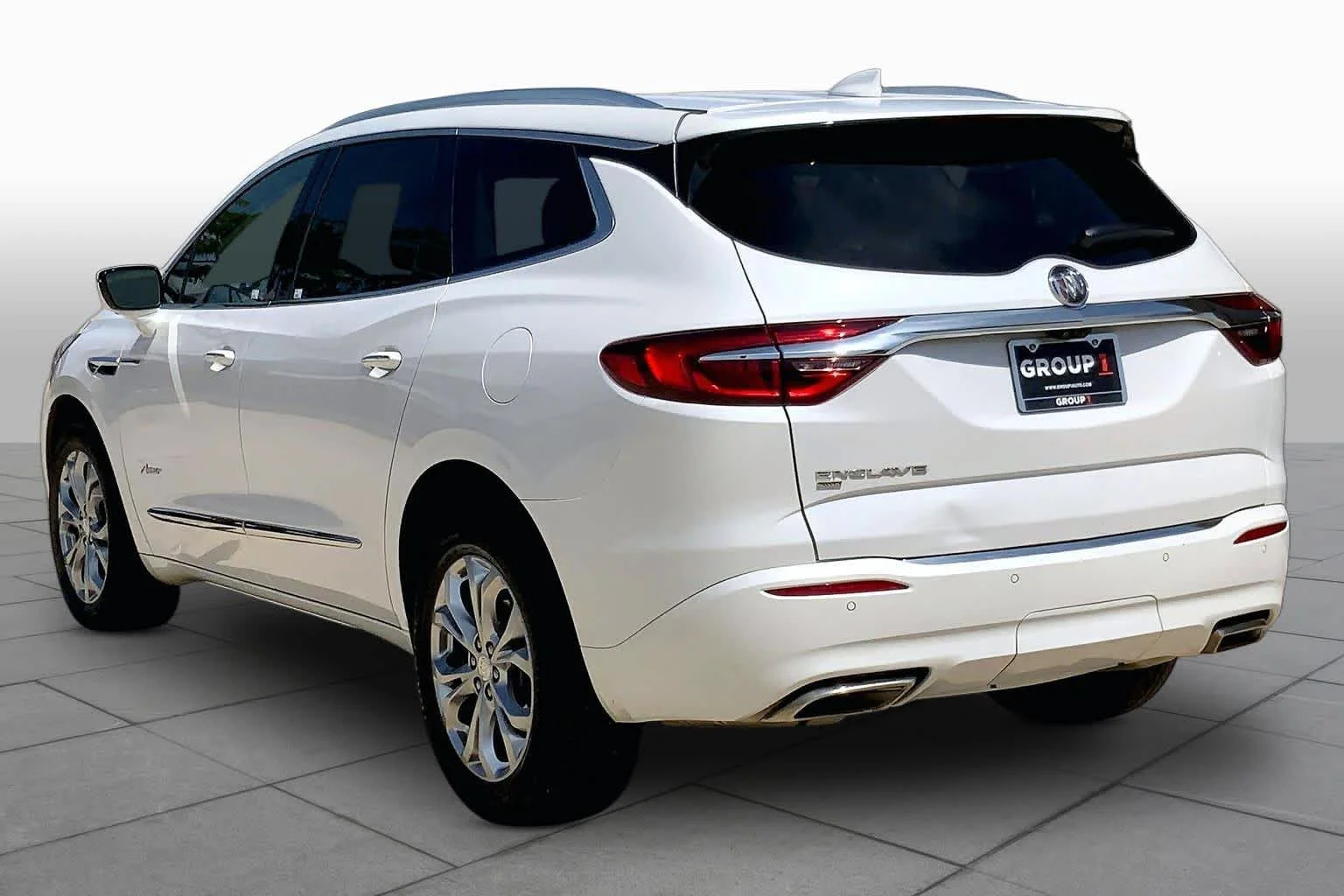 Certified Used 2021 WHITE FROST TRICOAT Buick Avenir image 11