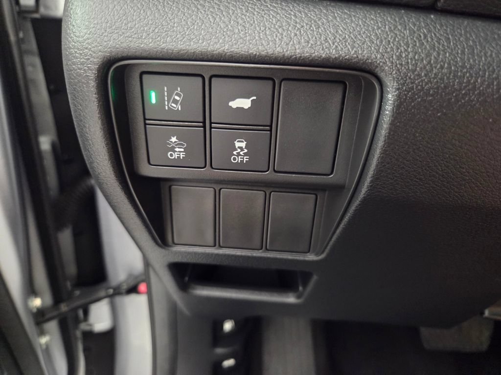 Certified Used 2019 Lunar Silver Metallic Honda Touring image 18