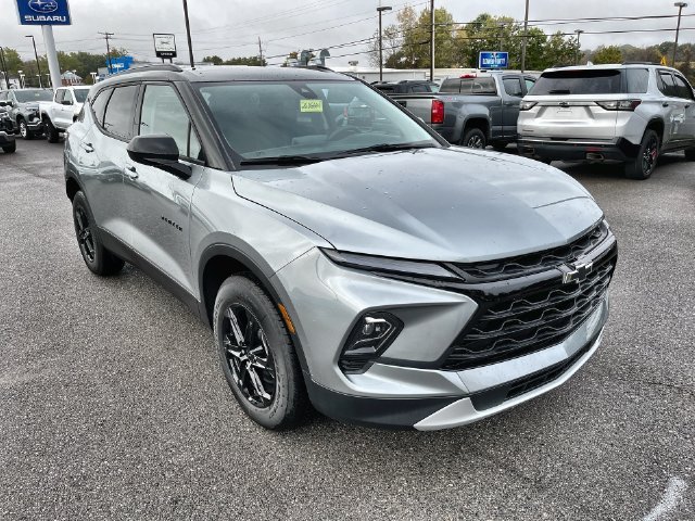 2026 Chevrolet Blazer photo 17 of 42