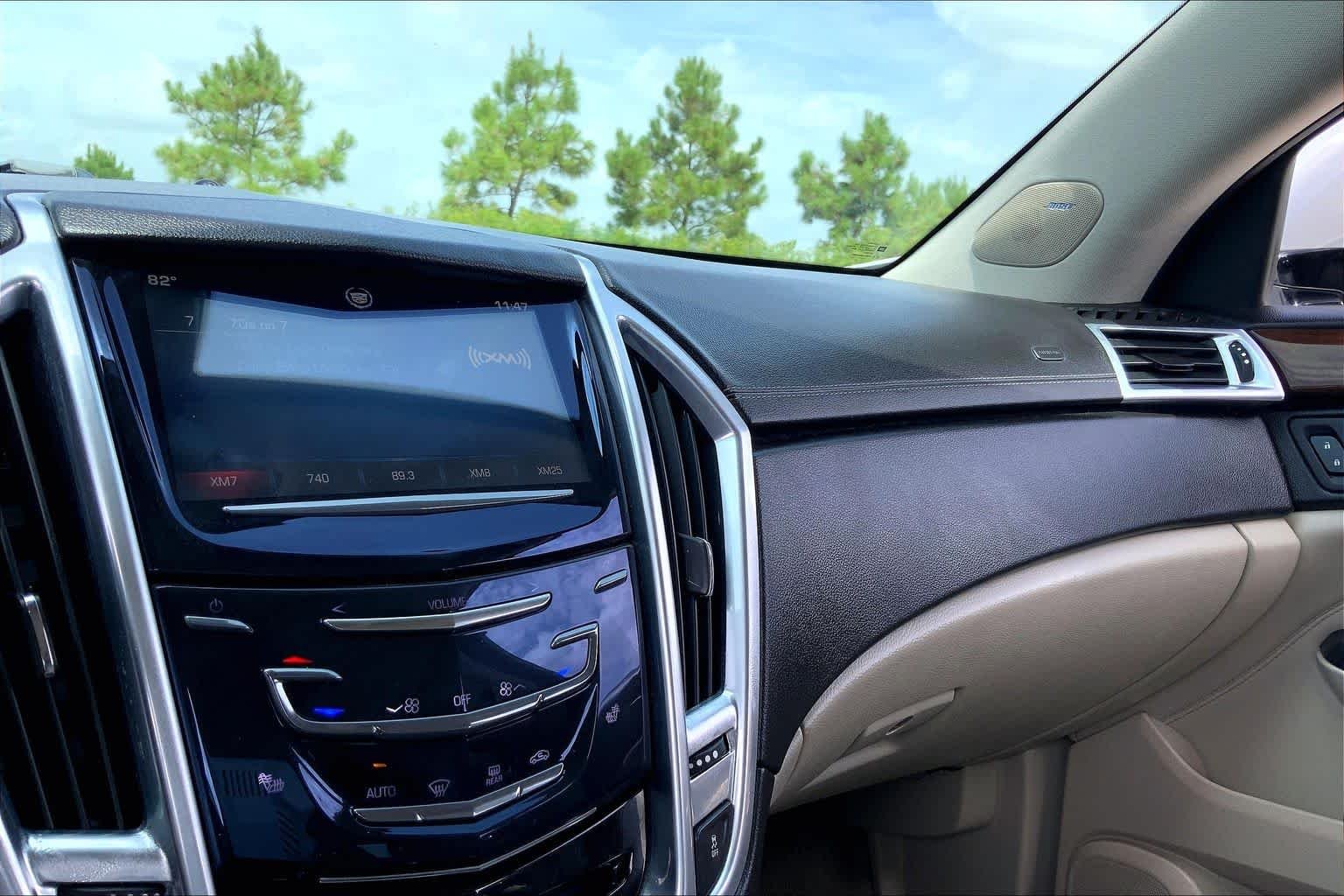 Used 2013 Platinum Ice Tricoat Cadillac Luxury Collection image 35