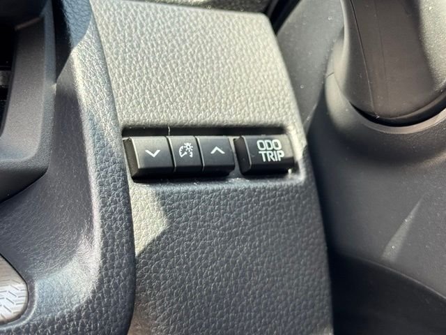 Used 2024  Toyota XLE image 25