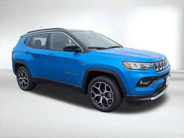 New 2026 Hydro Blue Pearl-Coat Exterior Paint Jeep Limited image 28