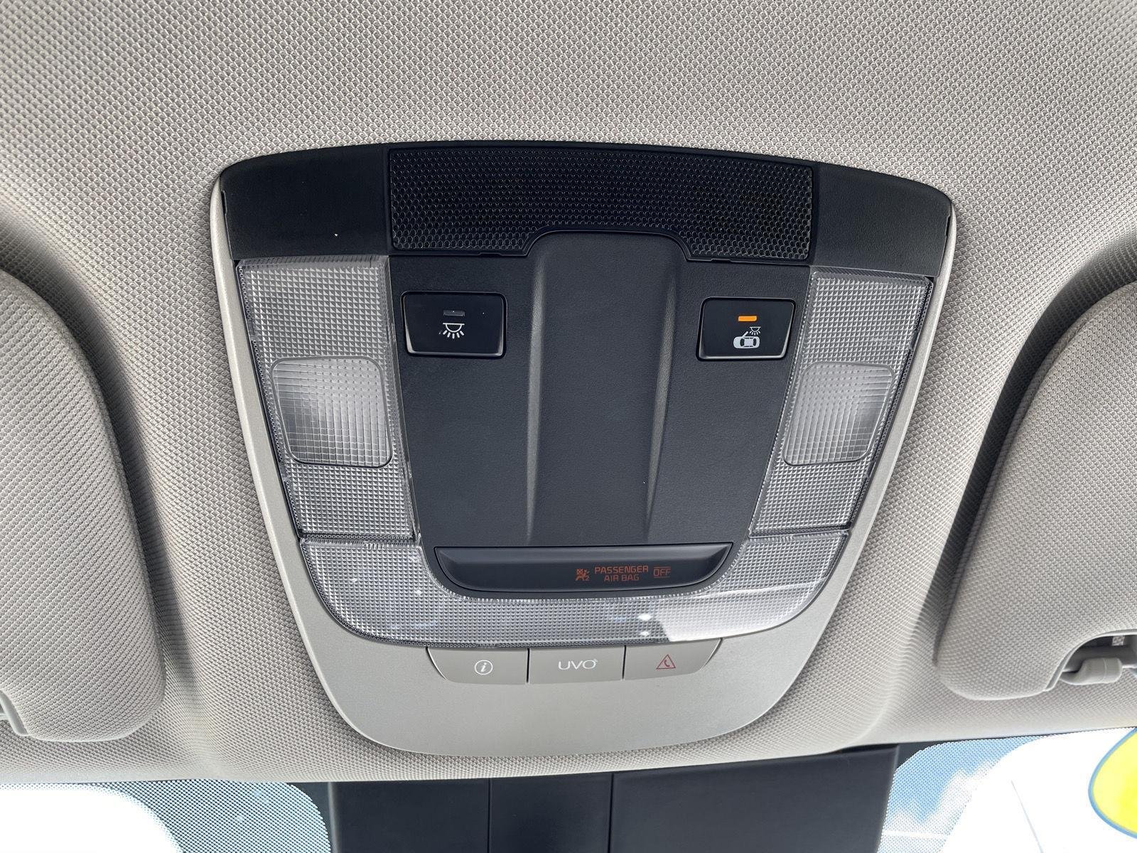 Used 2022 Everlasting Silver Kia X-Line S image 3