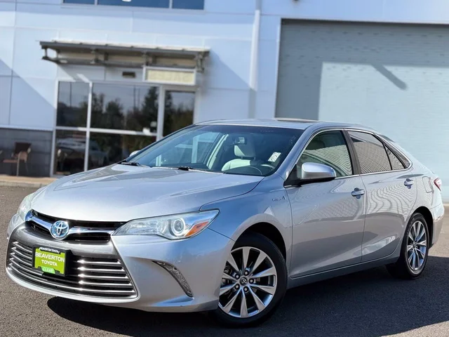 2016 Toyota Camry Hybrid XLE