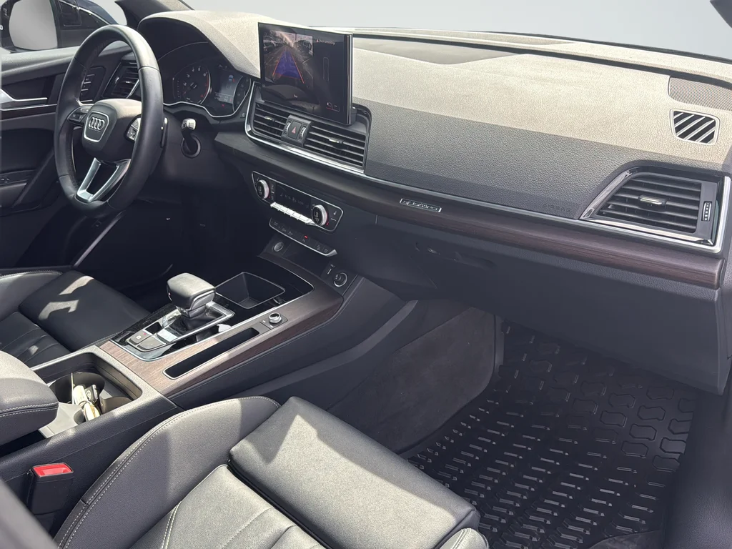 Used 2023 Black Audi 45 S line Premium image 22