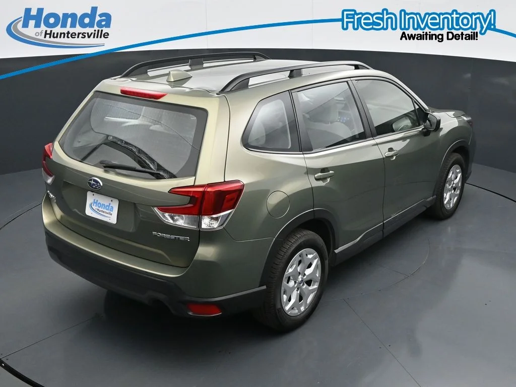 Used 2019 Jasper Green Metallic Subaru Base image 22