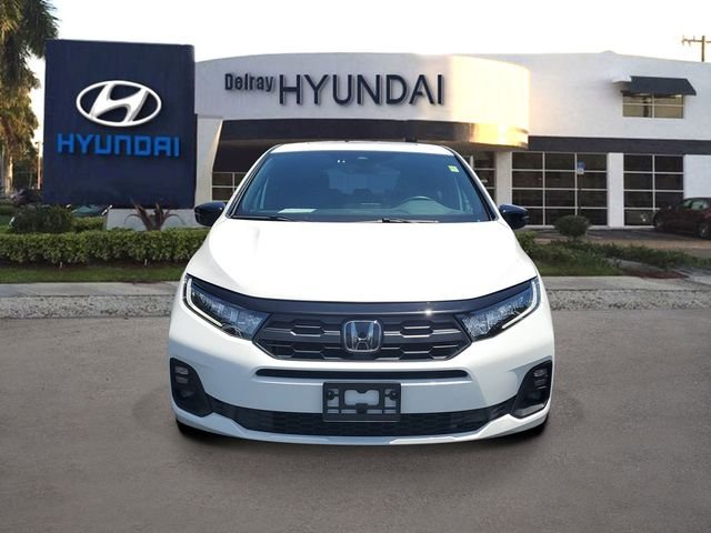 Used 2025  Honda Sport-L image 2
