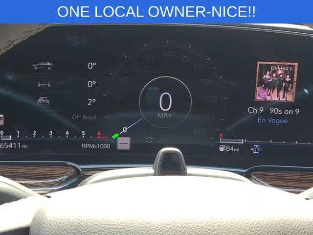 Used 2024 Silver Cadillac Premium Luxury image 22