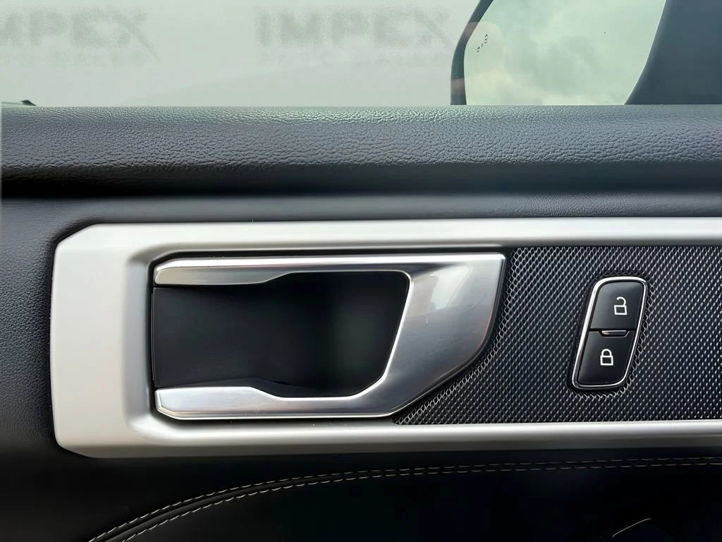 Used 2021  Ford XLT image 11