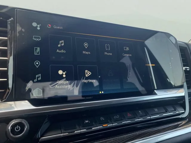 New 2026 Summit White Chevrolet LT image 26