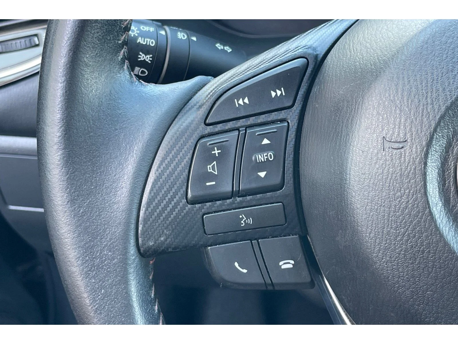 Used 2016 Titanium Flash Mica Mazda i Touring image 36
