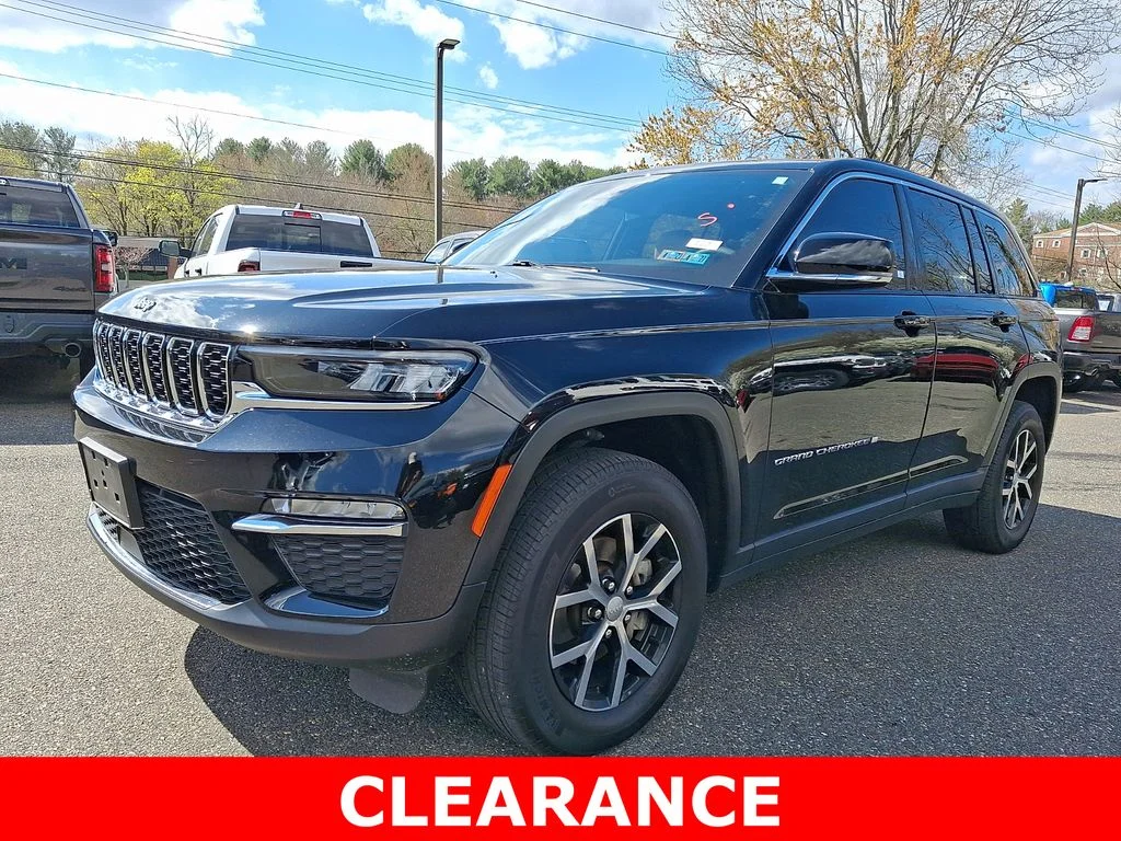 Certified Used 2023 Black Jeep Limited image 3