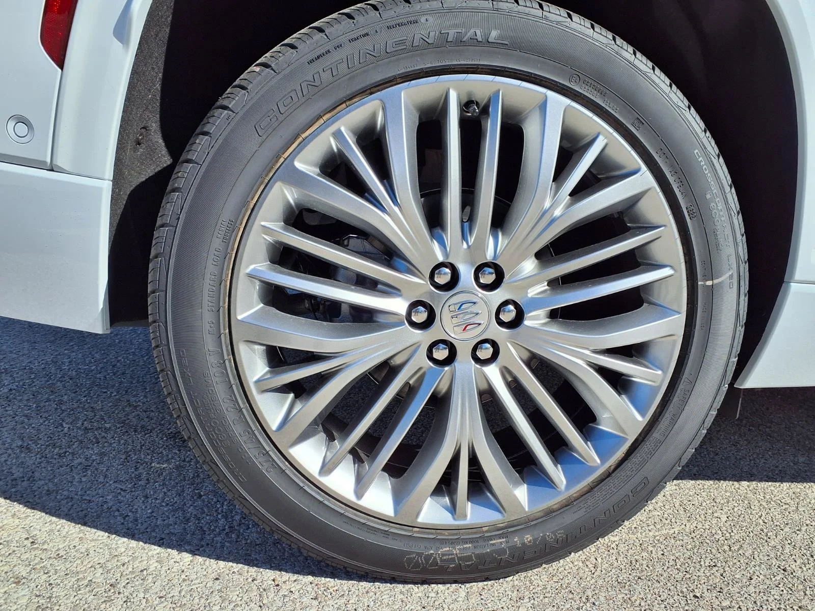 2027 Buick Enclave Avenir - Photo 28