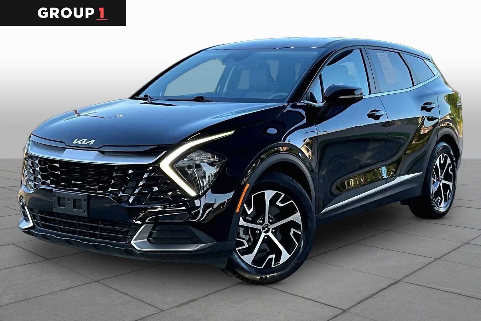 Pre-Owned 2023 Kia Sportage EX
