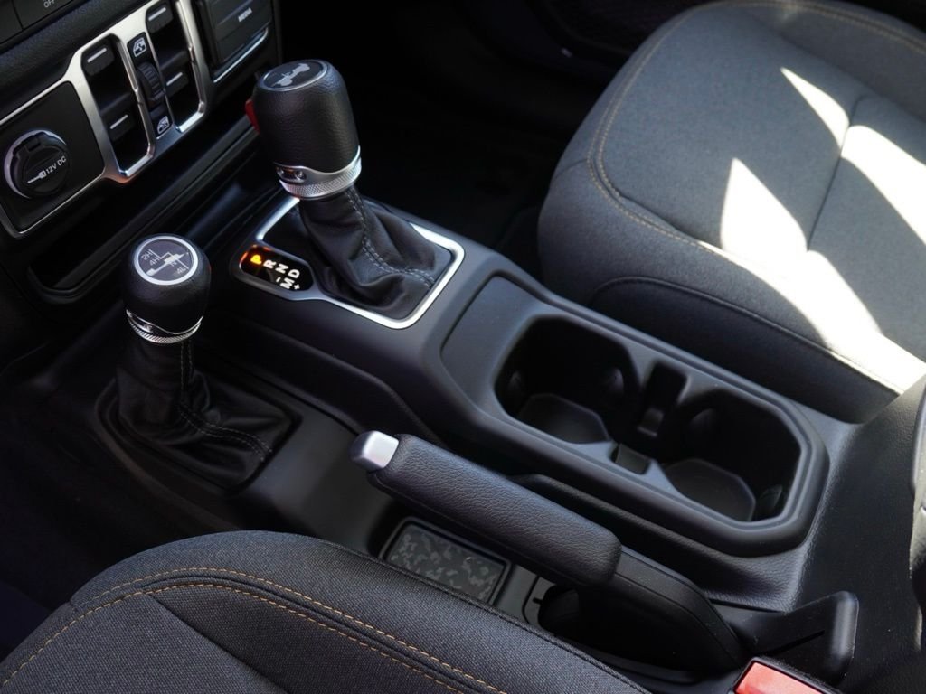 New 2026 Anvil Clear-Coat Exterior Paint Jeep Sport image 16