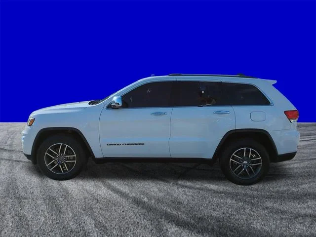 Used 2019 Bright White Clearcoat Jeep Limited image 7