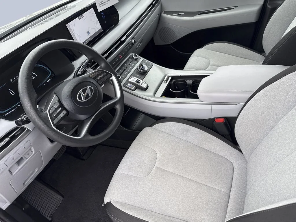 Used 2023 Typhoon Silver Hyundai SE image 10