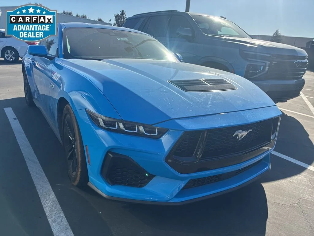 2025 Ford Mustang GT Fastback's photo