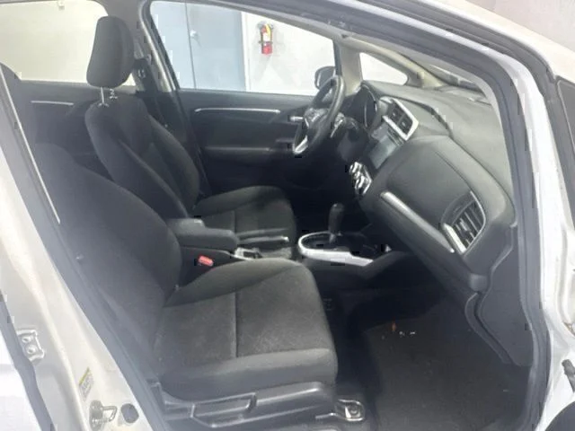 Used 2016 White Honda EX image 23