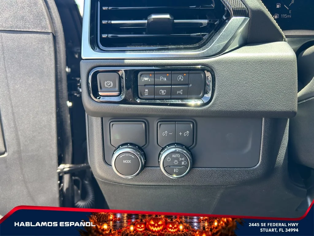New 2026 Onyx Black GMC Elevation image 25