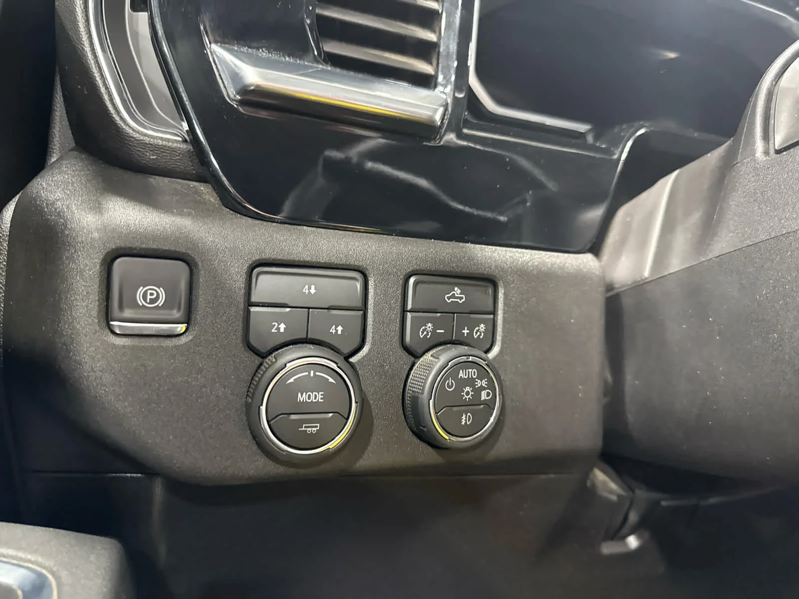 Used 2026 Sterling Gray Metallic Chevrolet LT image 23