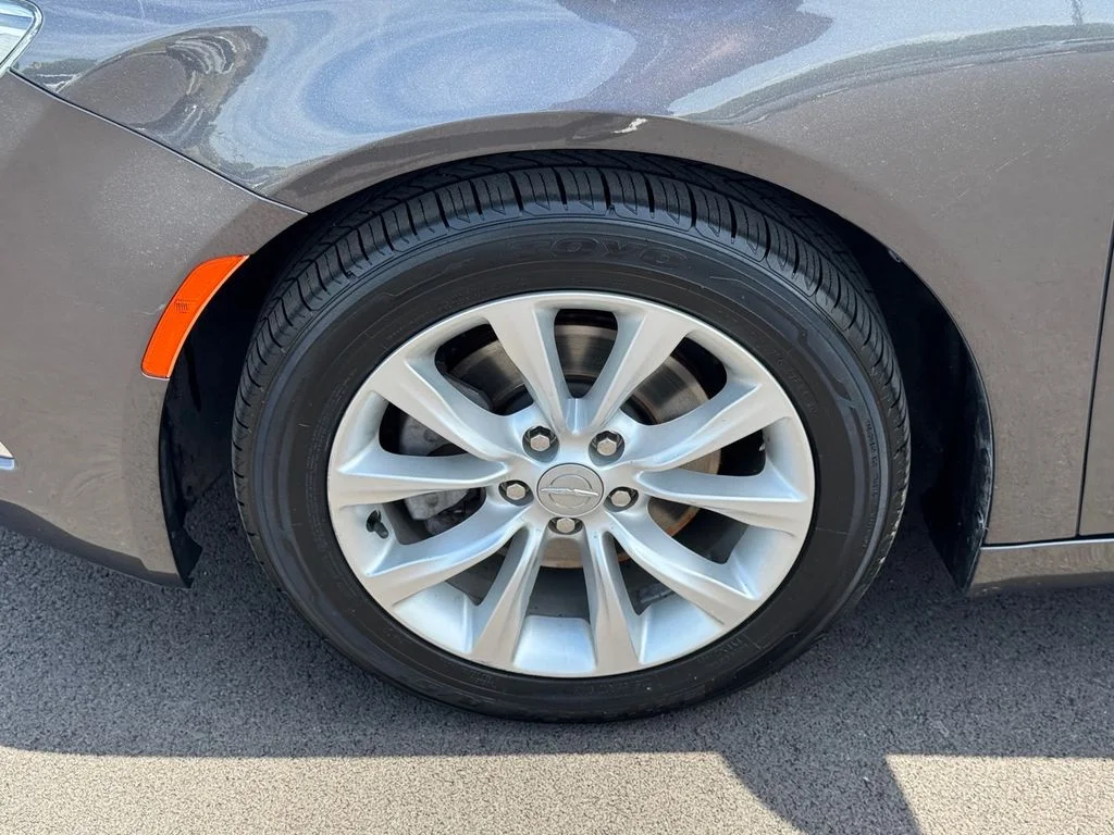 Used 2015 Gray Chrysler C image 15