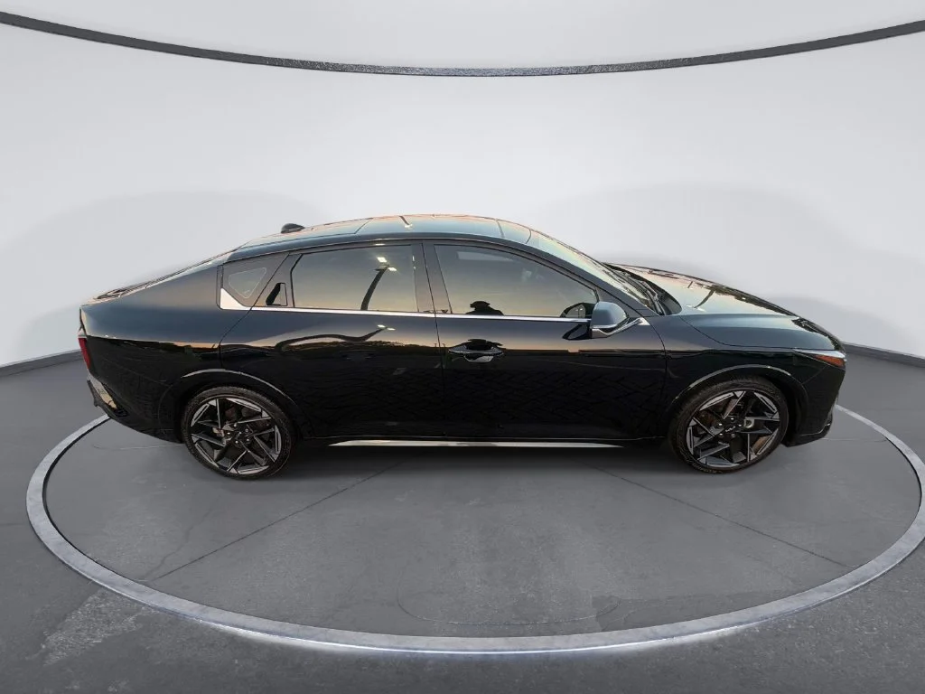 Used 2025 Black Kia GT-Line image 8