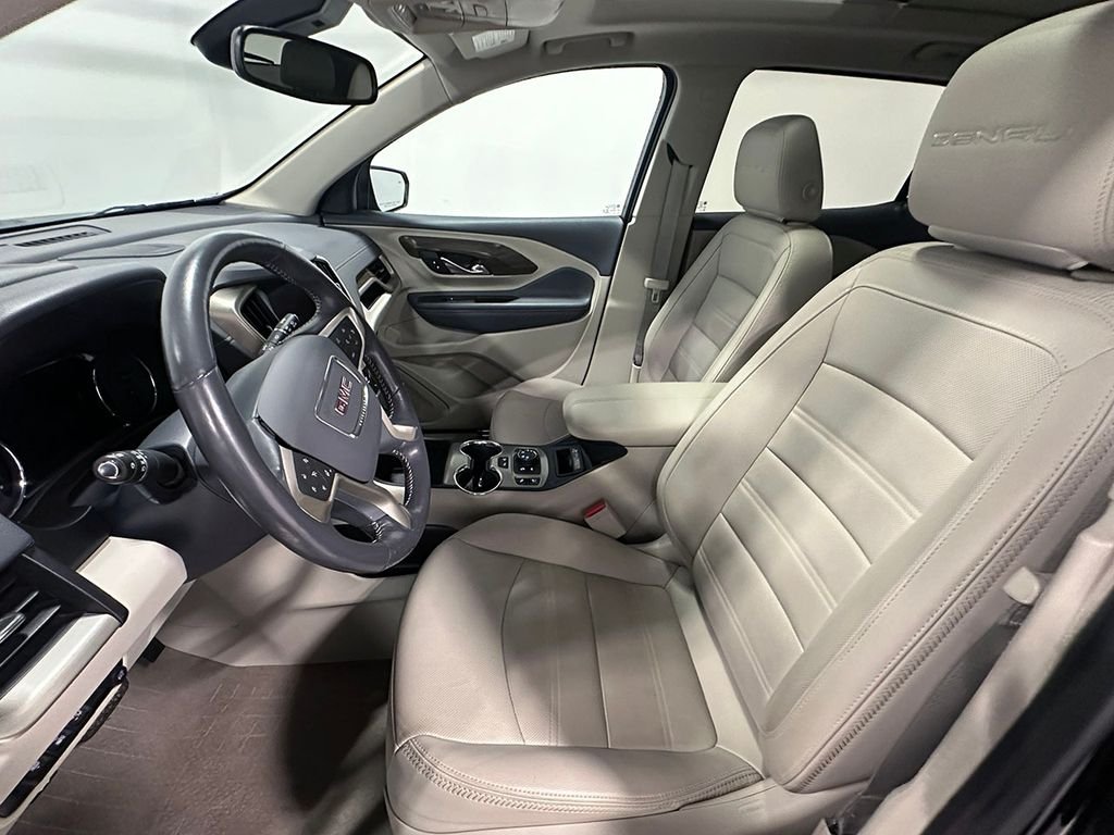 Used 2022 Black GMC Denali image 3