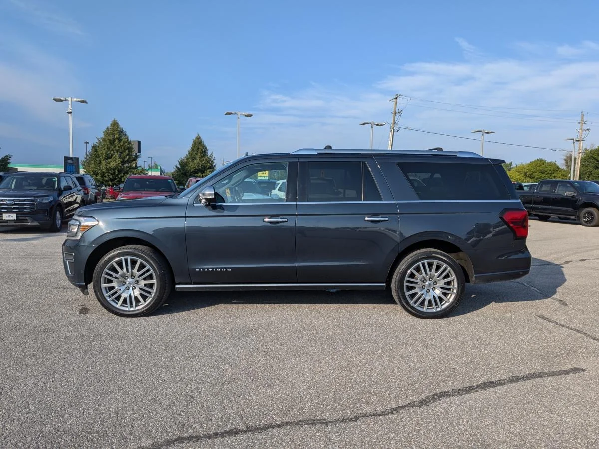 Used 2022 Blue Ford Platinum Max image 12
