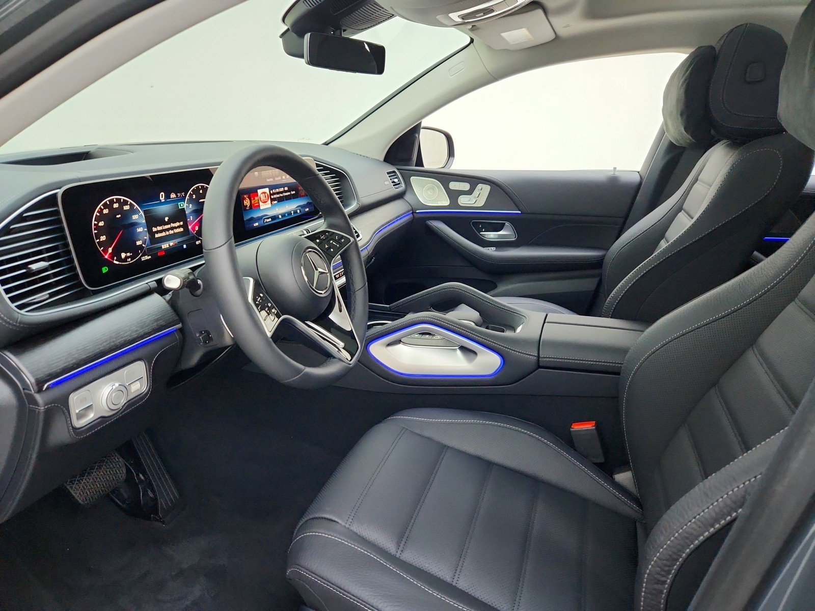 New 2026 MANUFAKTUR Silicon Grey Mercedes-Benz GLE 450 4MATIC® Coupe image 37