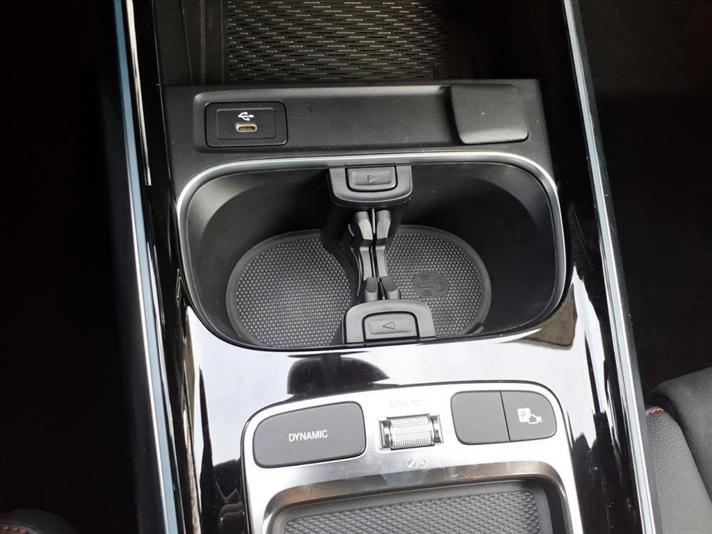New 2026 Mountain Grey Metallic Mercedes-Benz GLA 250 image 18