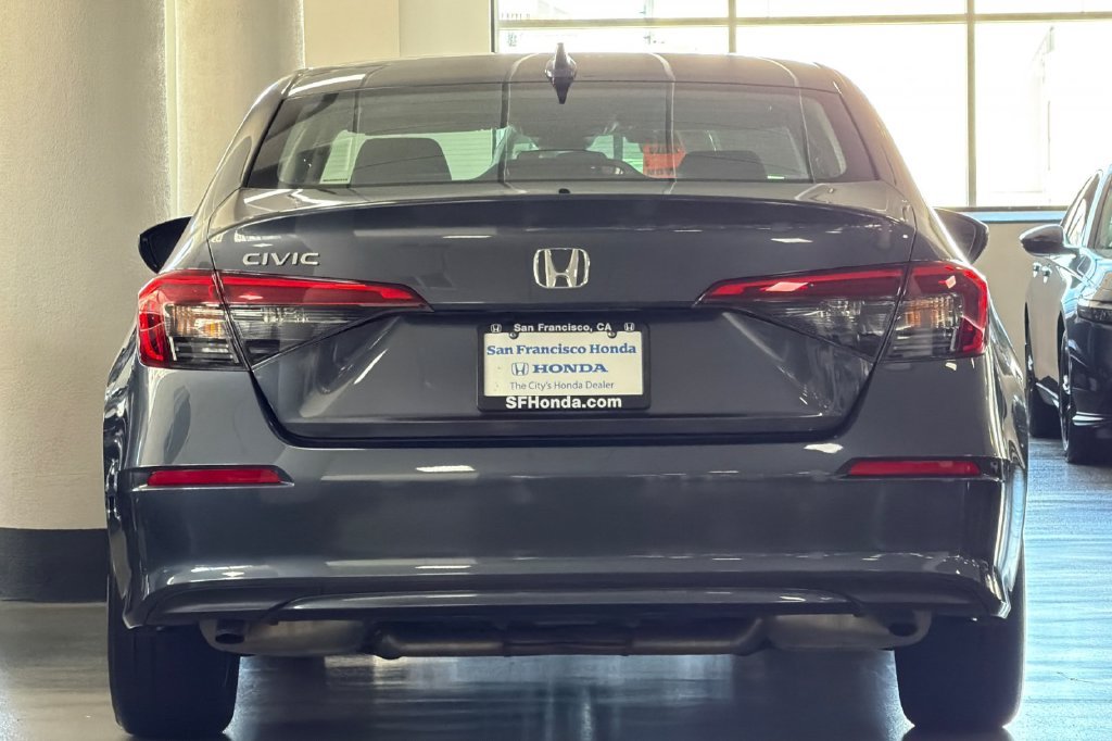 Used 2023 Meteorite Gray Metallic Honda EX image 6