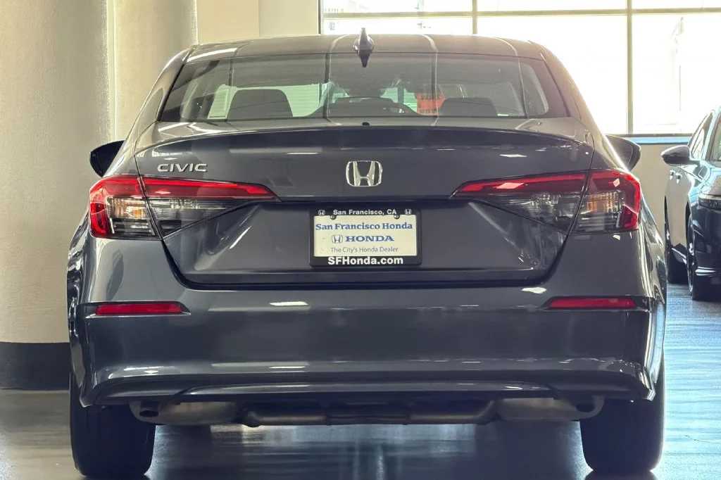 Used 2023 Meteorite Gray Metallic Honda EX image 7