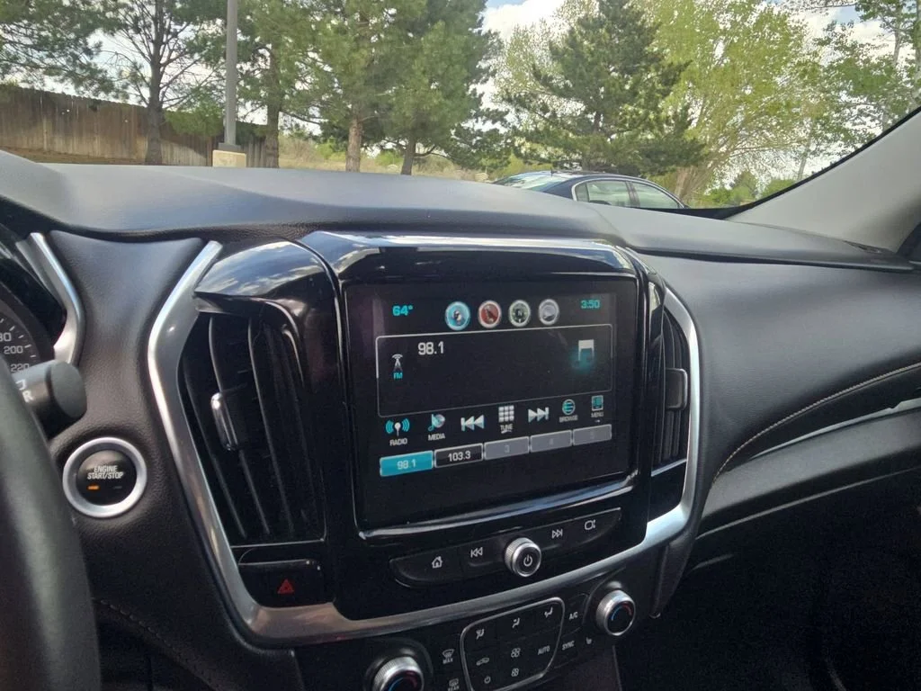 Used 2019 Satin Steel Metallic Chevrolet LT Cloth image 35