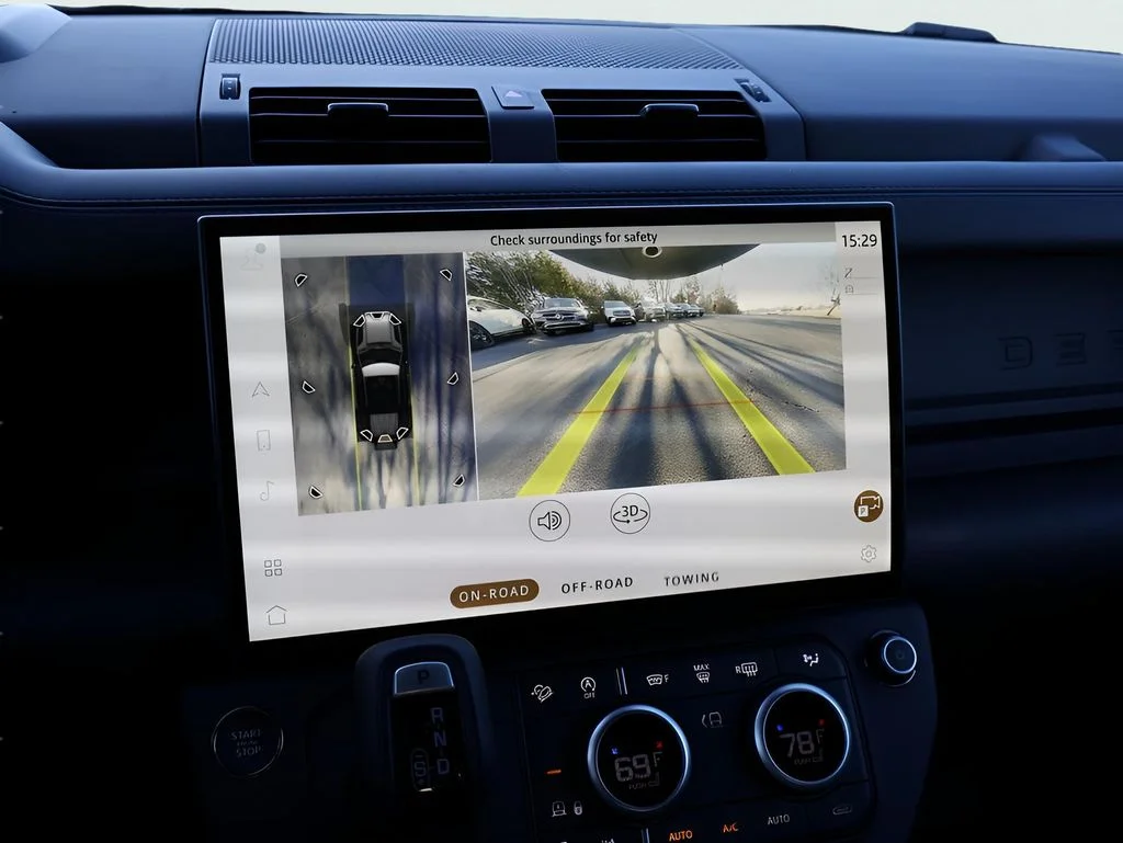 New 2026 Tasman Blue Land Rover X-Dynamic SE image 22