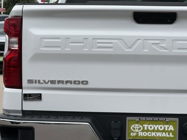 Used 2021 White Chevrolet LT image 5
