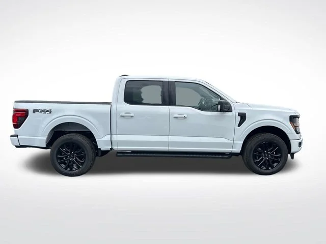 New 2026 Oxford White Ford XLT image 6