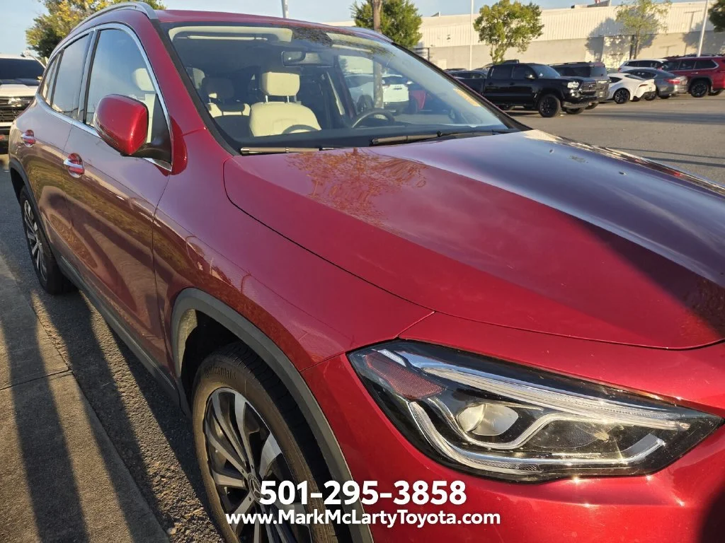 Used 2023  Mercedes-Benz GLA 250 image 9