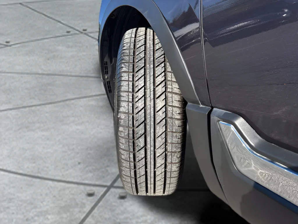 Used 2019  Honda Touring image 36